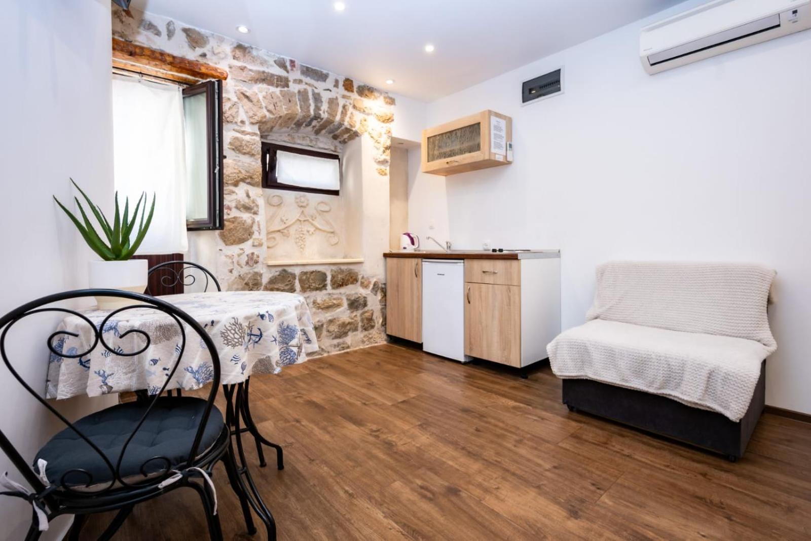 New Rustic Apartments Tonko スプリト エクステリア 写真
